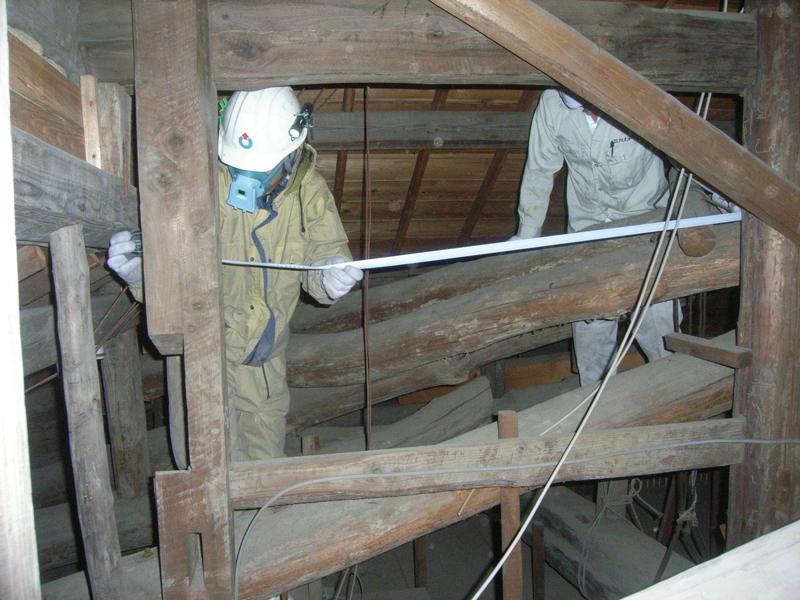 屋根裏の調査 社寺建築の豆知識